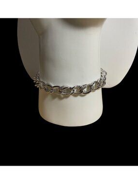 Monet Silver Tone Curb Chain Bracelet Lobster Clasp 7 inch Fashion Jewelry VTG